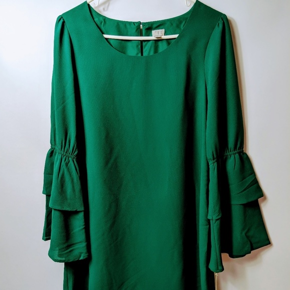emerald green bell sleeve dress